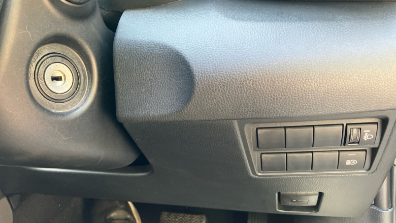 Toyota Yaris 1.5 Hybrid Design 5dr CVT [Nav] Hybrid Hatchback